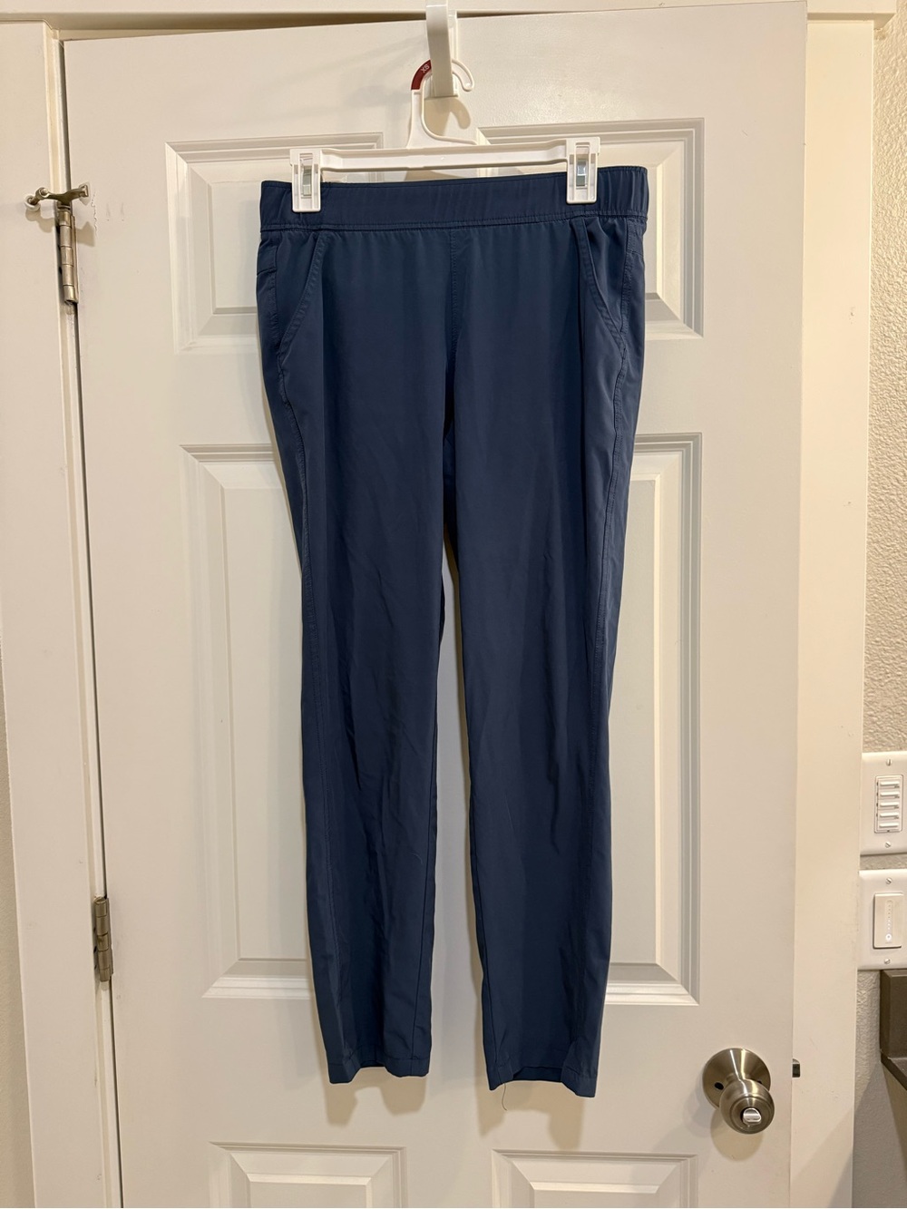 Eddie Bauer Dark Navy Elastic Waist Pull-On Pants